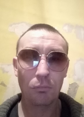 Анатолий, 43, Россия, Гусиноозёрск