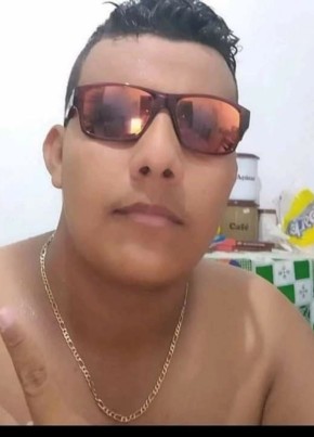Ezequiel ferreir из São Paulo capital 27 лет