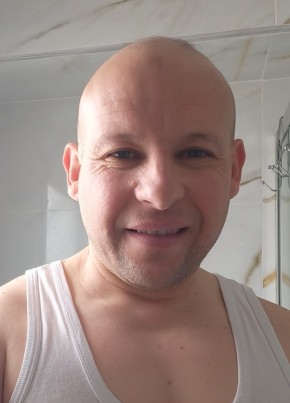 Kader из La Villa y Corte de Madrid 44 года