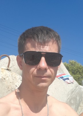 Александр из Астрахани 34 года