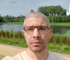 Evgeniy, 42, Helsinki