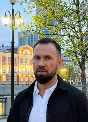 Максим из Брянска 39 лет