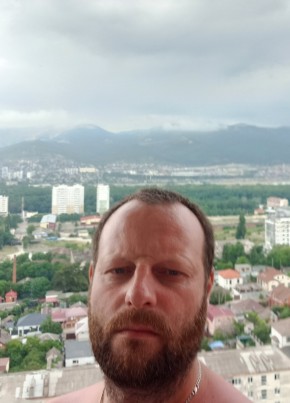 Виталий из Омска 39 лет