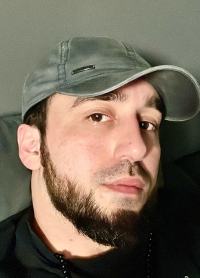 Adam из Хасавюрта 27 лет