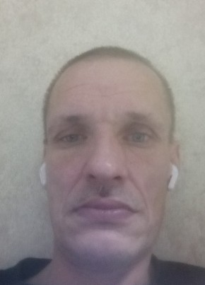 Andrey, 47, Russia, Chekhov