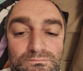 Aslan, 41, Sokhumi
