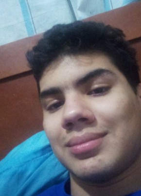 Isaac Alexander, 21, República del Ecuador, Cuenca