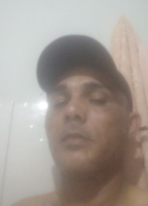 Júnior из Goiânia 43 года