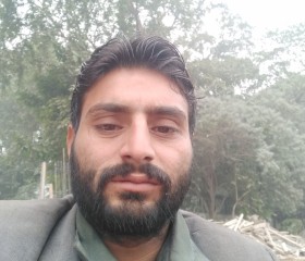Kamran, 30 лет, لاہور