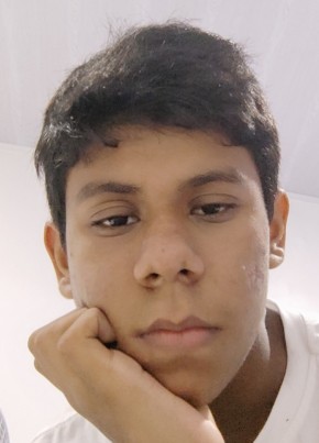 Eric Barria, 20, República de Panamá, San Miguelito