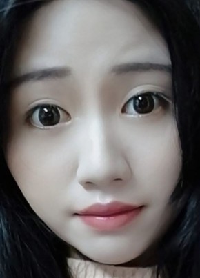 詩珊, 24, 中华人民共和国, 台北市
