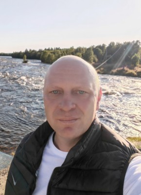 Юрий из Ковдора 43 года