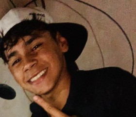 Emi, 18, Puerto Eldorado