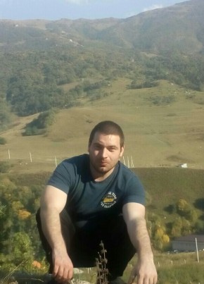 David из Моздока 33 года
