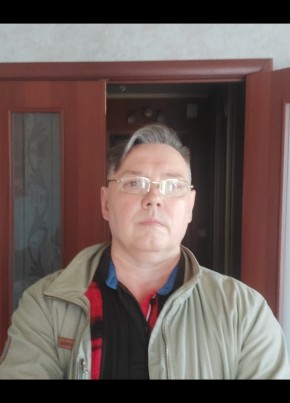 Михаил из Череповеца 49 лет