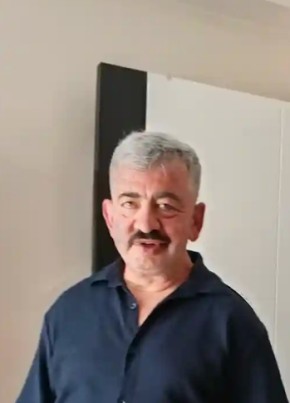 Ahmet из Diyarbakır 44 года