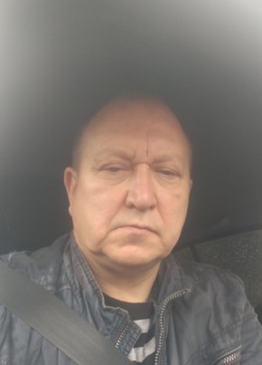 Олег из Колпино 53 года