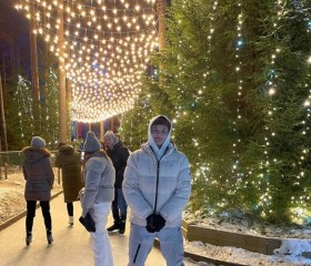 анатолий, 19 лет, Санкт-Петербург