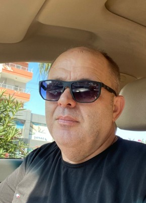 Aydin из Adana 48 лет