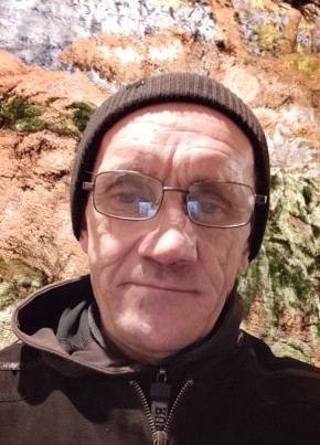 Виктор из Оконешниково 18 лет