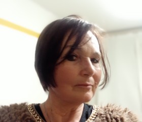 Vika, 64, Saint Petersburg