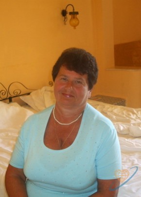 Ирина, 76, Россия, Гатчина