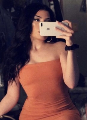 Selena, 28, United States of America, Morgantown