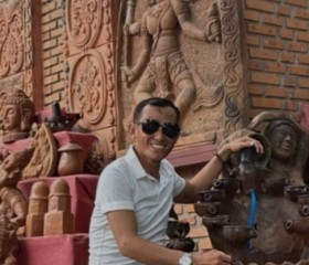 Hùng, 39, Svay Rieng
