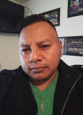 Roberto Gracia, 42, Estados Unidos Mexicanos, Tamazunchale