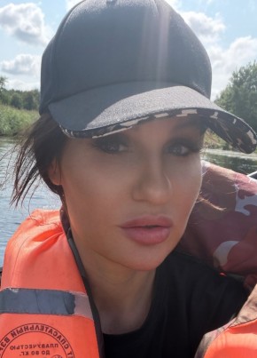 Ирина из Калининграда 38 лет