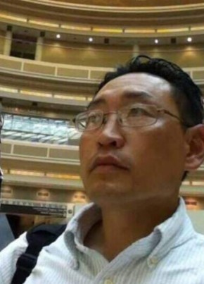 Lee Yong, 57, 中华人民共和国, 香港