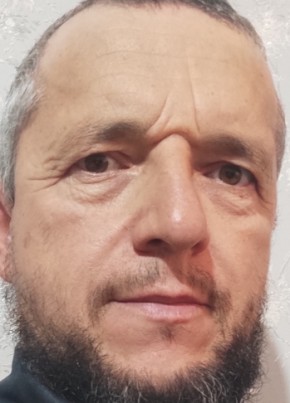Хасан из Махачкалы 54 года