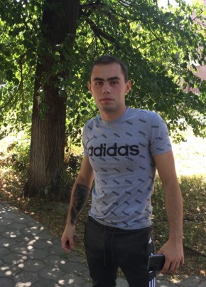 Иван, 26, Россия, Суворов