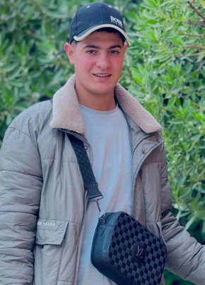 Soheyb из Skikda 26 лет