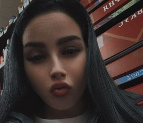Masha, 24, Zurich