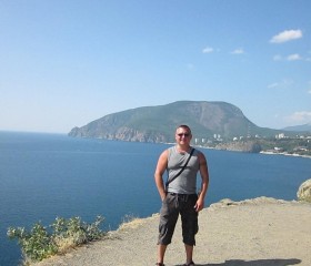 Leonid, 45, Yekaterinburg