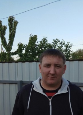 ROMAN, 38, Россия, Орловский