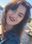 Yuliya, 31, Saint Petersburg