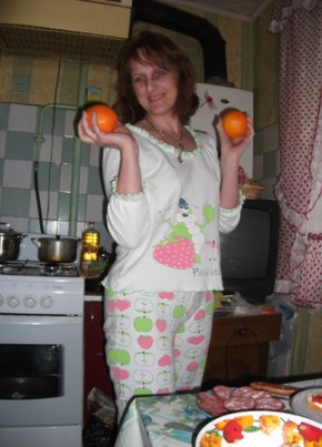 Лариса, 54, Россия, Брянск