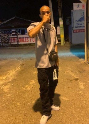 Angelo из Santiago de los Caballeros 27 лет