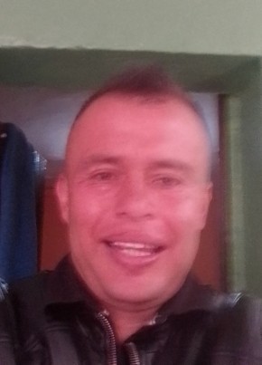 Mauricio Hernánd, 20, República de Colombia, Santafe de Bogotá