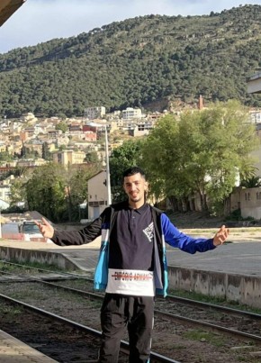 Imad Diin, 21, People’s Democratic Republic of Algeria, Oran