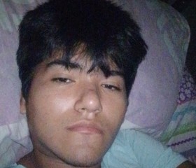 Yunaiker, 18, Corumba