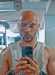 Aston, 35, Rabat
