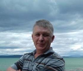 Богдан, 58 лет, Артем