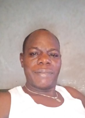 Jean Paul Zoundi, 53, République du Sénégal, Grand Dakar
