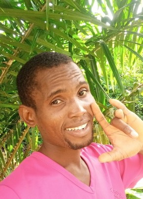 Kenneth, 28, Nigeria, Lagos