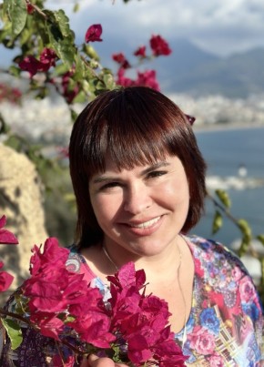Elena, 46, Russia, Kirishi