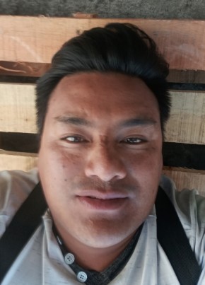 JUAN, 36, Ecuador, Quito
