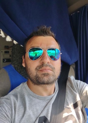 Adriano, 37, Repubblica Italiana, Campi Bisenzio